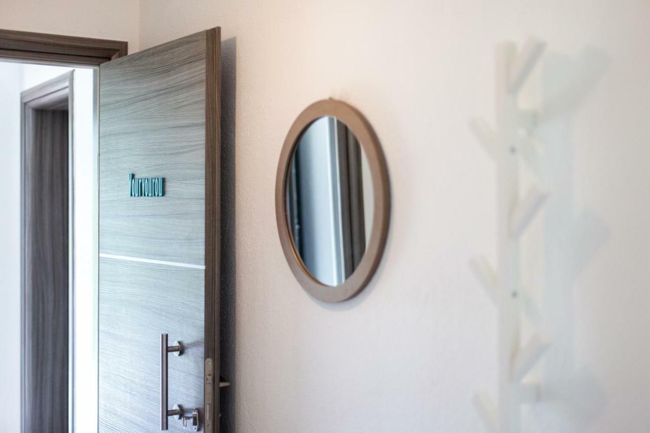 Kokkinos Aparthotel Vourvourou Luaran gambar